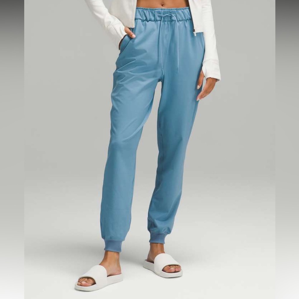 Lululemon Stretch High Rise Jogger